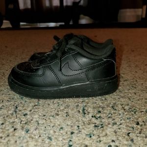 Nike Youth size 8 Black Air Force One